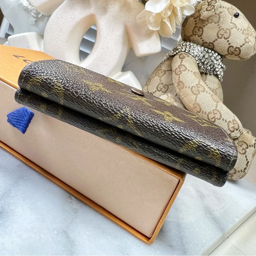 Louis Vuitton Brown Monogram Bi-Fold Snap Wallet